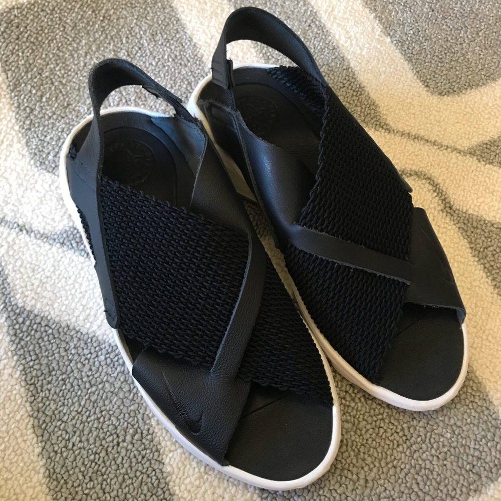 Nike Women's Air Huarache Ultra Sandals